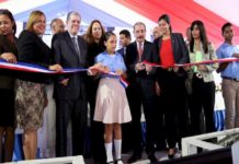 Presidente Medina inaugura estancia infantil y escuela en Santiago Rodríguez y Dajabón