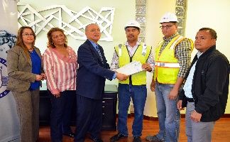 La CORAASAN entrega 20 millones de pesos para acueducto