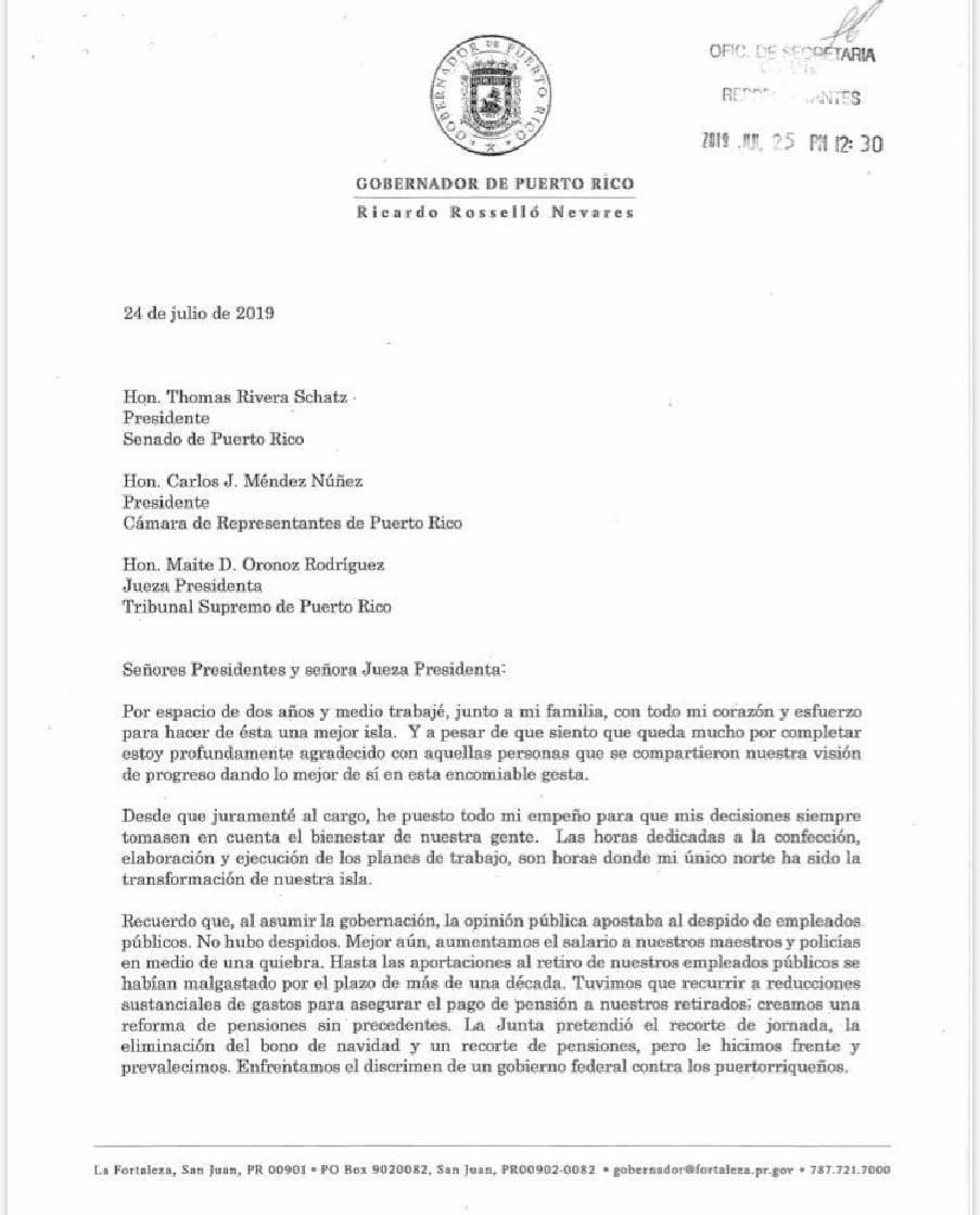Gobernador de Puerto Rico entrega su carta de renuncia
