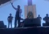 Juan Luis Guerra canta a la patria en la Plaza de la Bandera dominicana