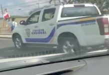 Abel Martínez cuelga video de custodia policial a peregrino