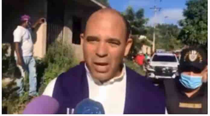 Policía vestido de sacerdote mata secuestrador en municipio de Cotuí