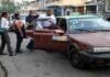 Policía atribuye a descuidos los robos a pasajeros en carros del concho en Santiago
