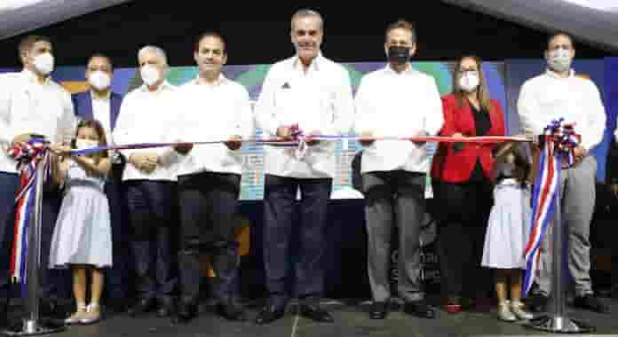 Presidente Luis Abinader lanza proyecto Santiago 2025