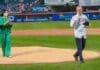 Presidente Luis Abinader lanza primera bola en juego que Mets ganaron a los Filis