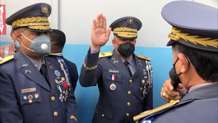 General Then posesiona nuevo director de Cibao Central Policía Nacional