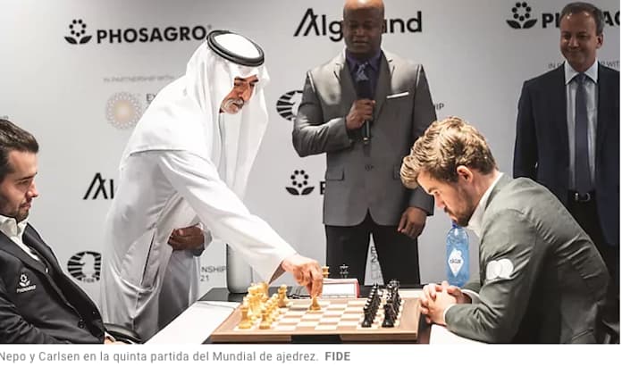 Nepomniachtchi y Magnus Carlsen firman su quinto empate consecutivo