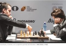 Nepomniachtchi y Carlsen firman un anodino empate en la séptima partida
