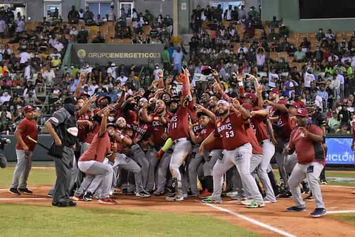 Gigantes del Cibao se coronan campeón de la Liga Dominicana de Béisbol