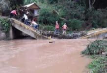 Aguaceros destruyen puente y dejan sectores incomunicados en Jarabacoa
