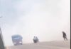 Montecristi: Humareda por quema paja de arroz dificulta tránsito por la carretera El Vigiador