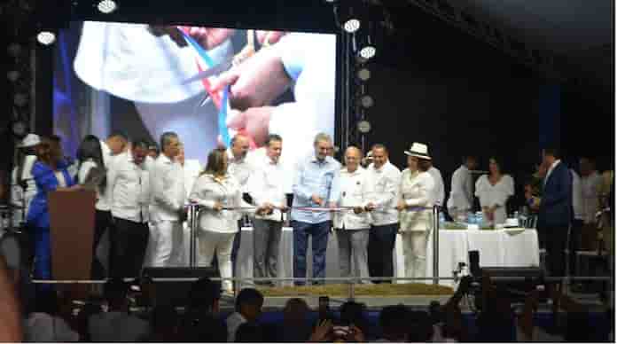 Presidente Luis Abinader inaugura primera versión Dominican Cigar Fest en Tamboril