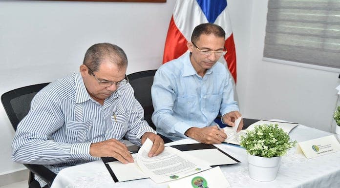 FUNDAMER y Cámara de Comercio de Espaillat firman acuerdo de colaboración