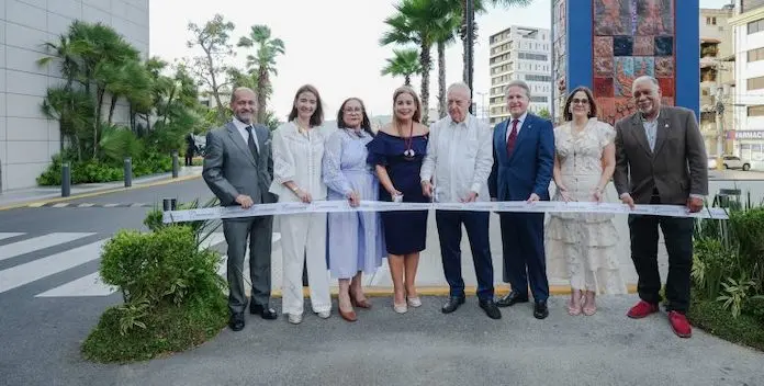 Fernando-Casanova-Bingene-Armenteros-Rosa-Santos-Thelma-Espinal-Marcelino-Fernandez-Gustavo-Ariza-Amelia-Prota-y-Rafelito-Mirabal-scaled