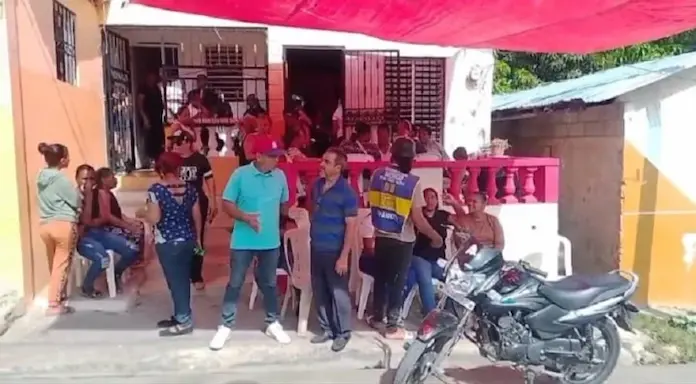 Lugar velatorio padres muertos en fuego Santiago Oeste