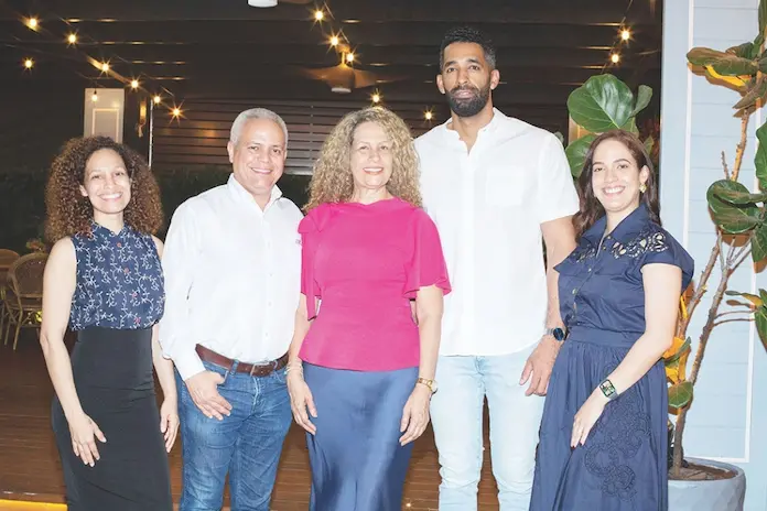 Maria-teresa-rodriguez-luis-rodriguez-dominga-tejada-jarvis-vargas-y-gladys-rodriguez