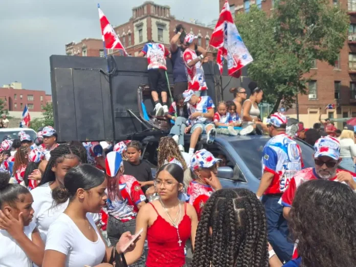 Parada dominicana en el Bronx (1)