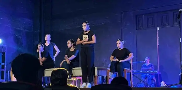 Qfelia-de-hamlet