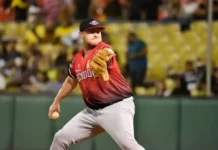 Travis Lakins comandó blanqueada 6-0 de Escogido ante Águilas