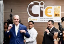 Abinader tenía soltero en la cédula