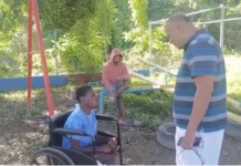 Abandonan niño con condiciones especiales frente a fundación en Sosúa