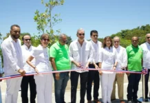 Abinader entrega obras de renovación de la playa Sosúa y su plaza de vendedores