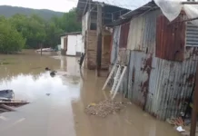 Lluvias provocan desbordamientos y dejan graves daños en Barrancón, Luperón