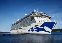 Puerto Plata recibió al Celebrity Beyond con 3,224 pasajeros