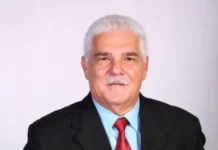 Luto en el periodismo de Santiago: Muere Claudio Concepción tras cinco décadas documentando la historia del espectáculo