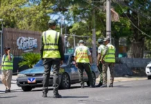 Intrant y Digesett retiran 12 conductores de concho en Santiago